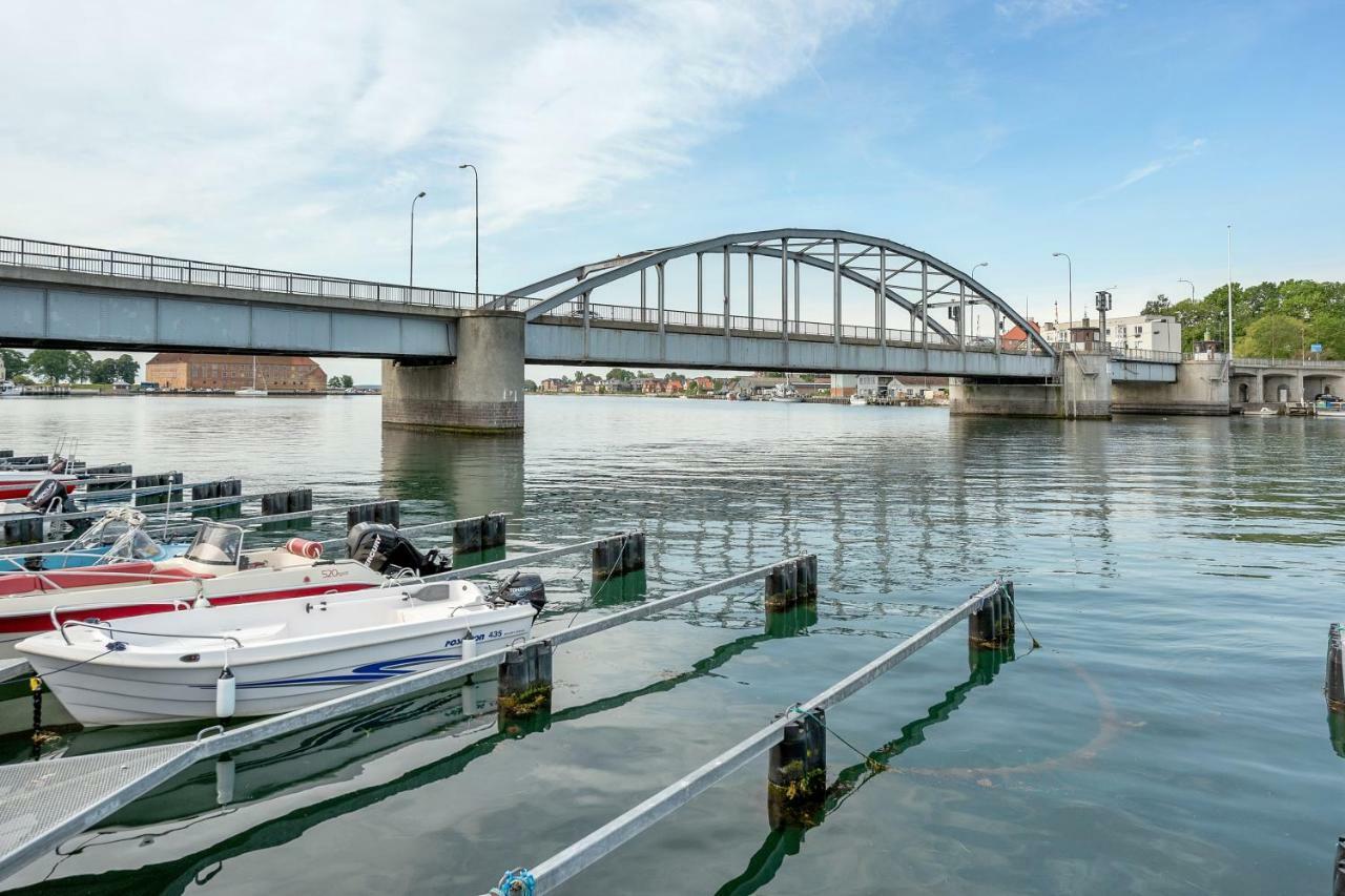 Luxury City Center Harbour Apartment 2 Bedroom 손더보그 외부 사진