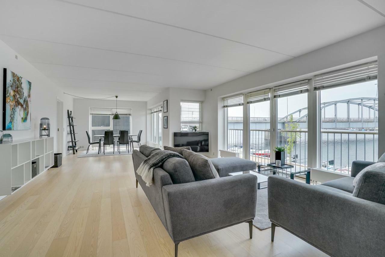 Luxury City Center Harbour Apartment 2 Bedroom 손더보그 외부 사진