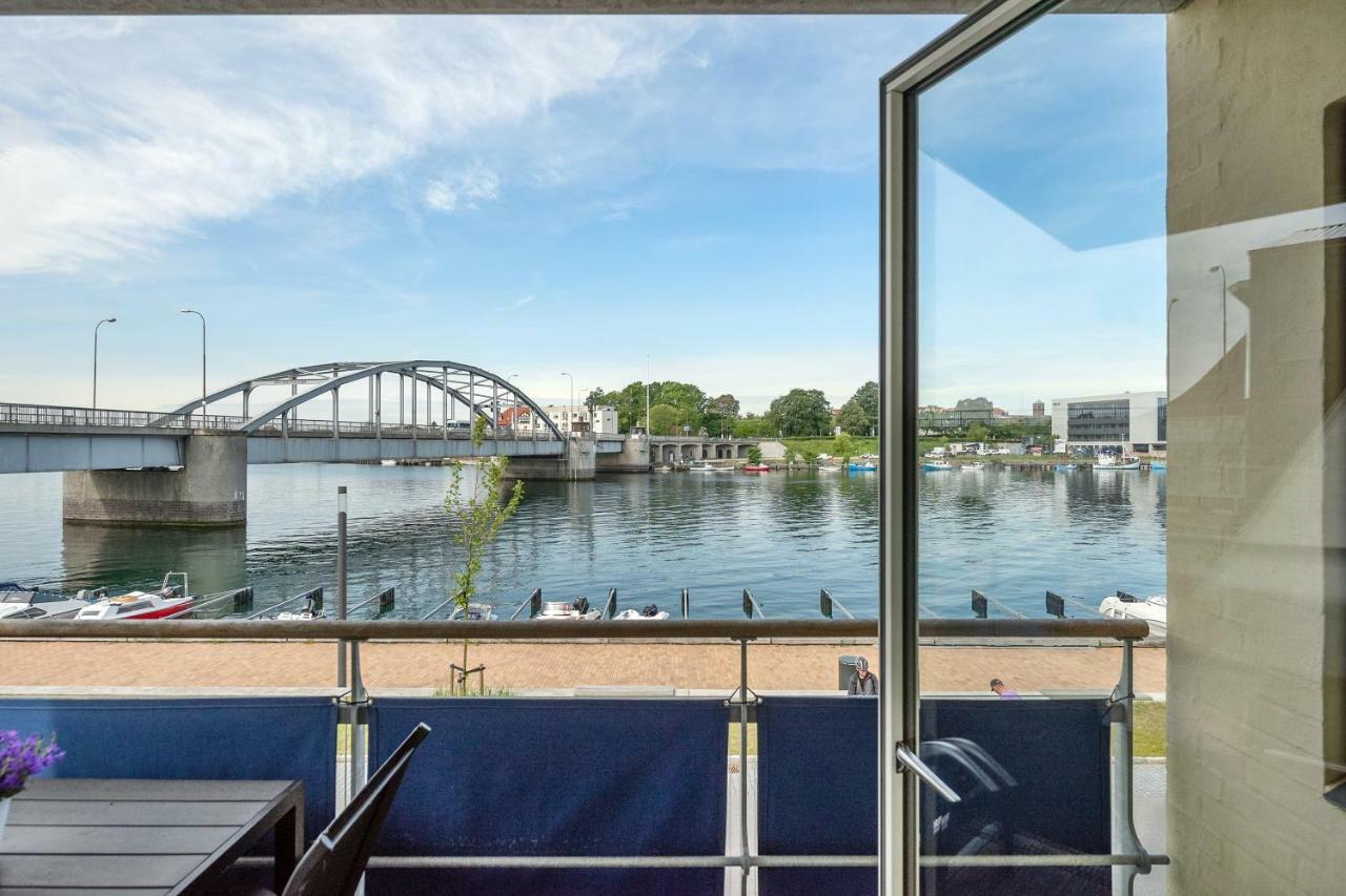 Luxury City Center Harbour Apartment 2 Bedroom 손더보그 외부 사진