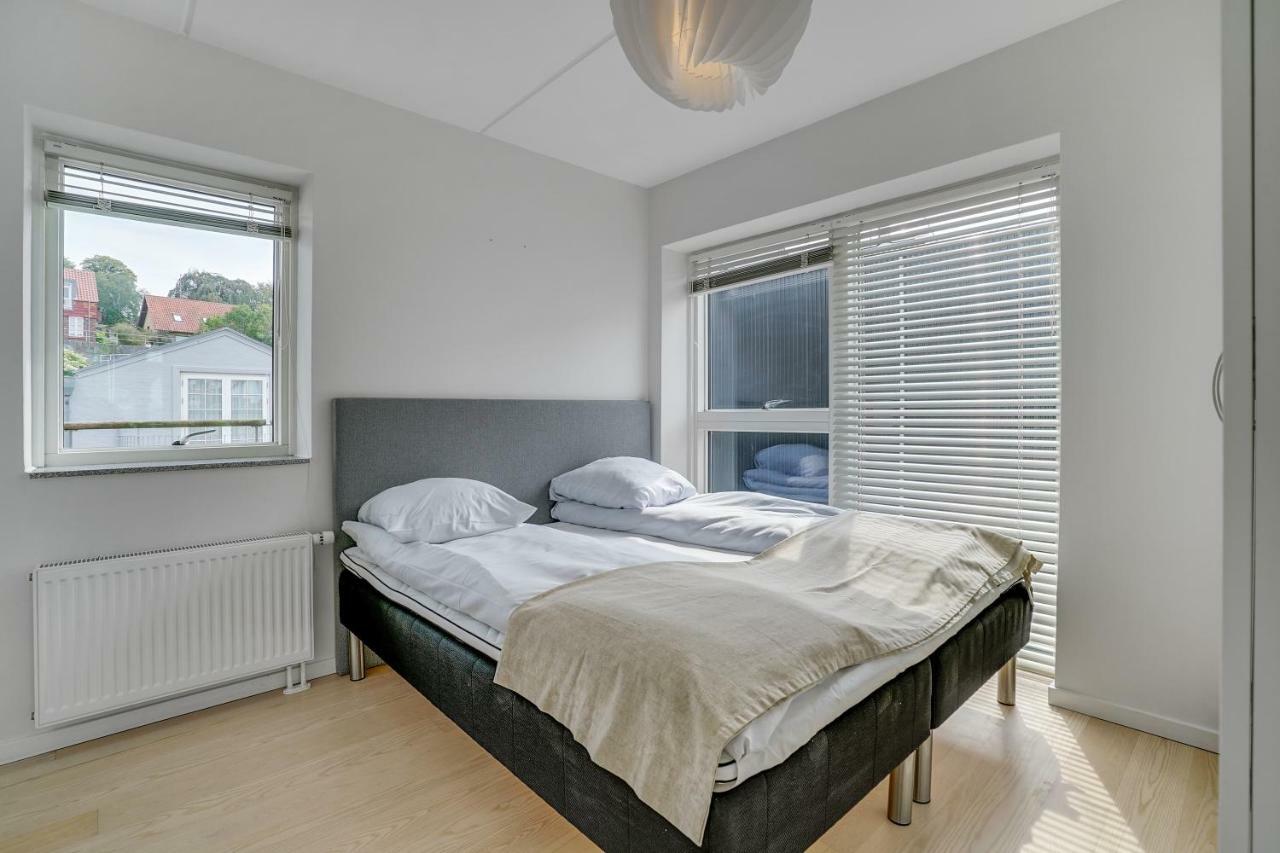 Luxury City Center Harbour Apartment 2 Bedroom 손더보그 외부 사진